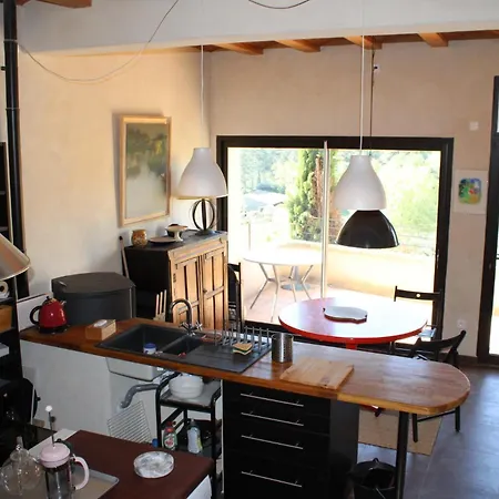 La Maison Basse